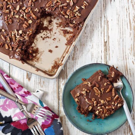 Texas Sheet Cake - Taste of the South Magazine